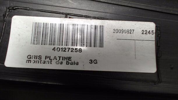 Foto: BLENDE / ABDECKUNG A SÄULE LINKS eines Renault Grand Scenic dCi 130 FAP Viva X