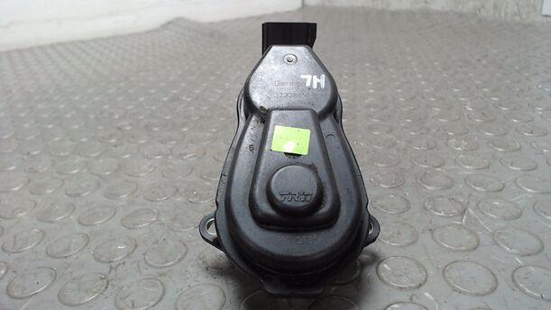 Foto: STELLMOTOR ELEKTRISCHE FESTSTELLBREMSE / HANDBREMSE eines Renault Grand Scenic dCi 130 FAP Viva X