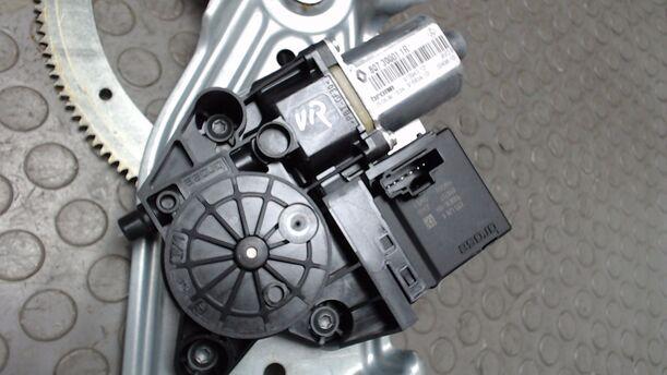 Foto: FENSTERHEBER VORN RECHTS ELEKTRISCH eines Renault Grand Scenic dCi 130 FAP Viva X