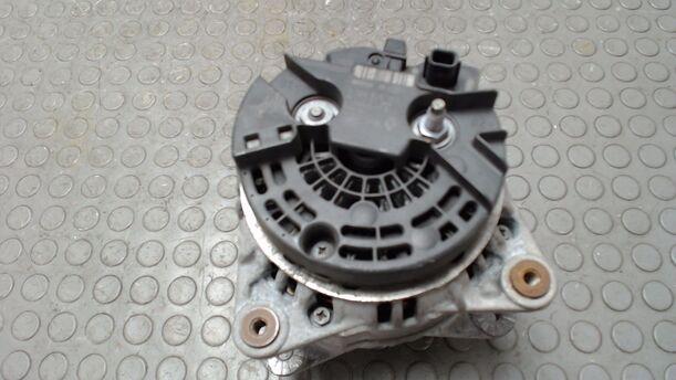 Foto: LICHTMASCHINE ( 150A ) eines Renault Grand Scenic dCi 130 FAP Viva X