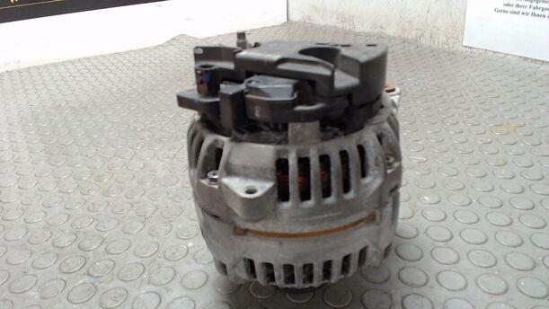 Foto: LICHTMASCHINE ( 150A ) eines Renault Grand Scenic dCi 130 FAP Viva X
