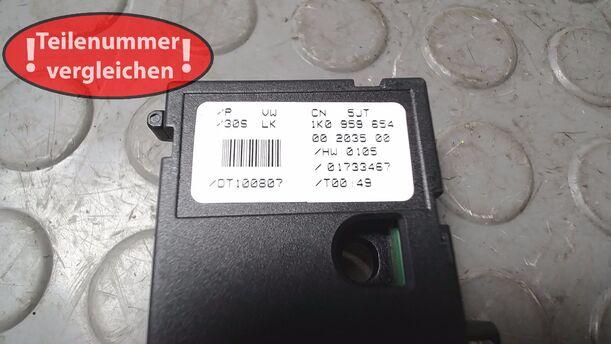 Foto: LENKWINKELSENSOR eines Skoda Octavia Combi 1.9 TDI Viva X
