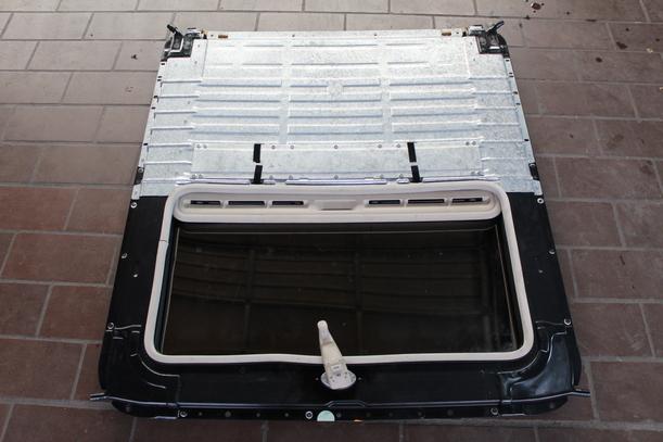 Foto: SCHIEBEDACH / PANORAMADACH ( MECHANISCH ) eines Opel Vectra GL