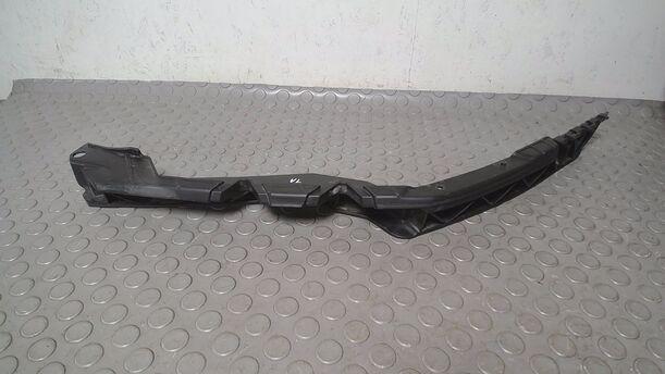 Foto: STOSSSTANGENHALTER VORN LINKS eines Skoda Octavia Combi 1.9 TDI GL