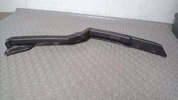 Foto: STOSSSTANGENHALTER VORN LINKS eines Skoda Octavia Combi 1.9 TDI GL