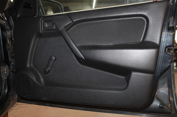 Foto: TÜR VORN RECHTS eines Opel Vectra GL