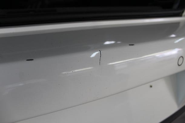 Foto: STOSSFÄNGER/ STOßSTANGE HINTEN ( LIMOUSINE ) eines VW Passat 1.9 TDI DPF GL