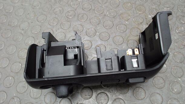 Foto: LICHTSCHALTER eines Opel Vectra GL