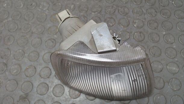 Foto: BLINKER VORN RECHTS eines Opel Vectra acenta