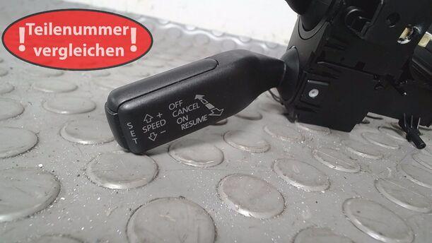 Foto: BLINKSCHALTER/ KOMBISCHALTER/ LENKSTOCKSCHALTER eines VW Passat 1.9 TDI DPF acenta
