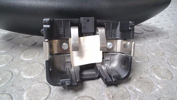 Foto: INNENSPIEGEL AUTOMATISCH ABBLENDBAR eines VW Passat 1.9 TDI DPF acenta