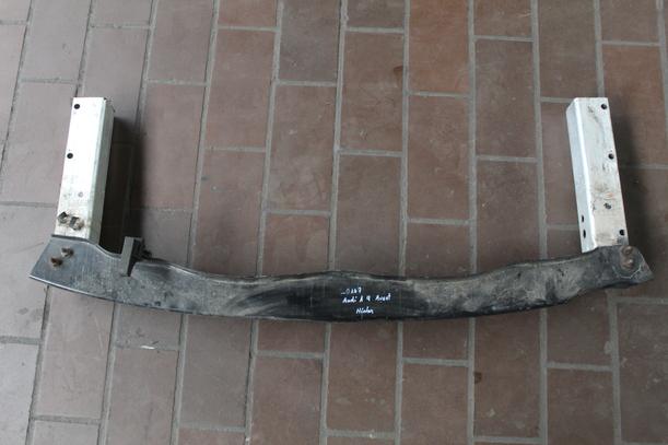 Foto: VERSTÄRKUNG HINTEN ( AVANT ) eines Audi A4 Avant 2.0 TDI DPF acenta