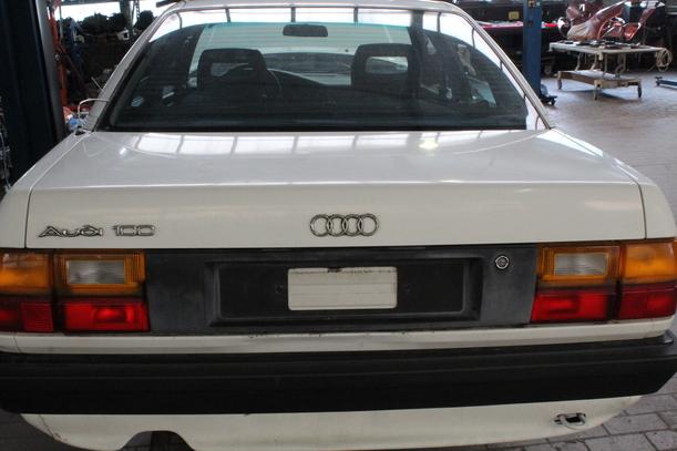 Foto: HECKDECKEL/ HECKKLAPPE eines Audi 100 acenta