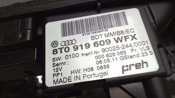 Foto: MULTIFUNKTIONSSCHALTER eines Audi A4 Avant 2.0 TDI DPF acenta
