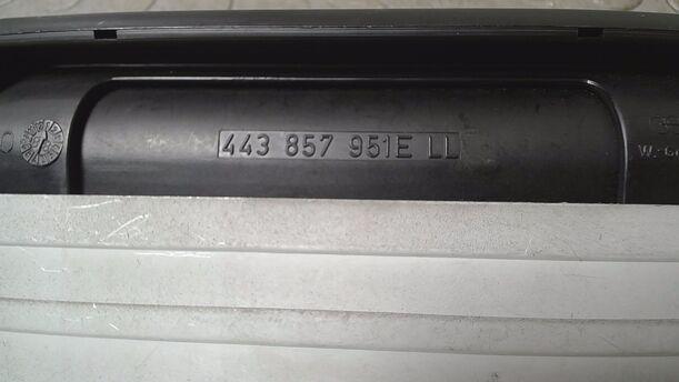 Foto: ASCHENBECHER eines Audi 100 acenta
