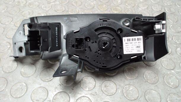 Foto: LICHTSCHALTER ( NEBELSCHEINWERFER ) eines Audi A4 Avant 2.0 TDI DPF acenta