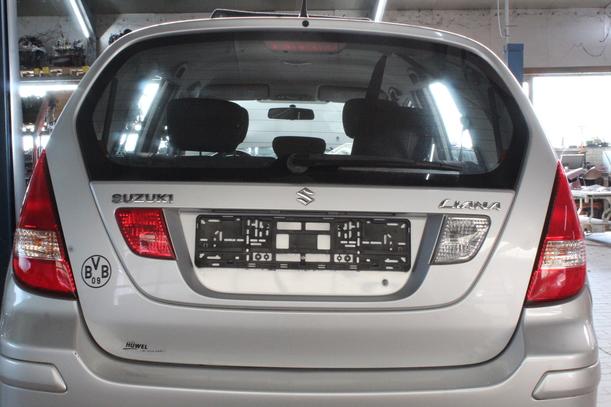 Foto: HECKKLAPPE/ HECKDECKEL eines Suzuki Liana Kombi 1.6 acenta