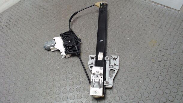 Foto: FENSTERHEBER HINTEN RECHTS ELEKTRISCH eines Audi A4 Avant 2.0 TDI DPF acenta