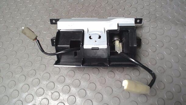 Foto: ASCHENBECHER eines Suzuki Liana Kombi 1.6 acenta