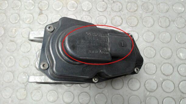 Foto: DROSSELKLAPPENSTUTZEN  VALEO eines Audi A4 Avant 2.0 TDI DPF acenta