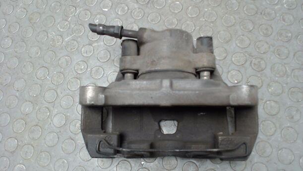 Foto: BREMSSATTEL VORN RECHTS ( BELÜFTET / 314MM ) eines Audi A4 Avant 2.0 TDI DPF acenta
