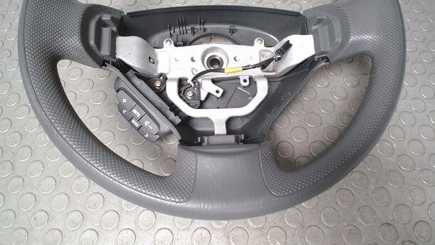 Foto: LENKRAD ( OHNE AIRBAG ) eines Suzuki Liana Kombi 1.6 acenta