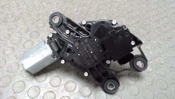 Foto: SCHEIBENWISCHERMOTOR HINTEN eines VW Touran 1.6 TDI DPF acenta