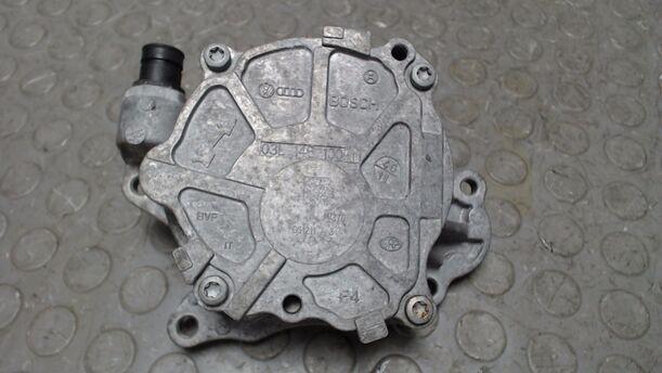 Foto: VAKUUMPUMPE eines VW Touran 1.6 TDI DPF acenta