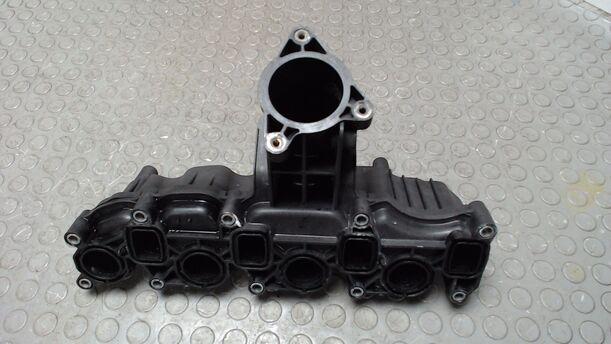 Foto: ANSAUGKRÜMMER / ANSAUGBRÜCKE eines VW Touran 1.6 TDI DPF acenta