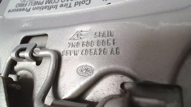 Foto: TANKKLAPPE/ TANKDECKEL eines VW Sharan 1.9 TDI acenta