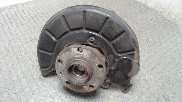 Foto: ACHSSCHENKEL VORN LINKS eines VW Touran 1.6 TDI DPF acenta