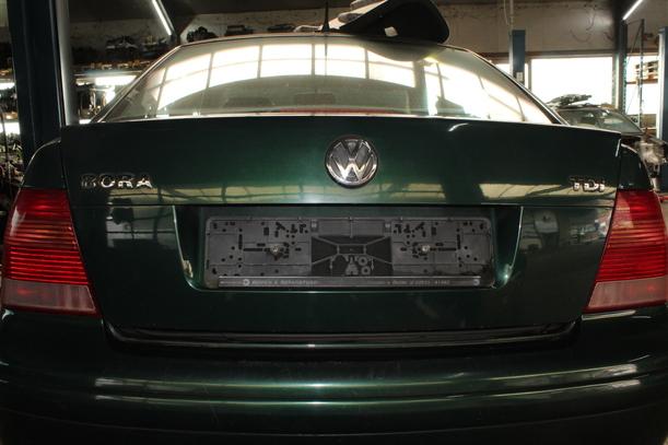 Foto: HECKKLAPPE / HECKDECKEL eines VW Bora 1.9 TDI acenta