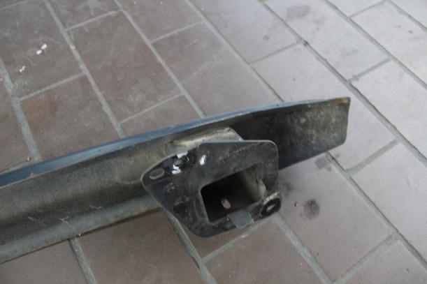 Foto: VERSTÄRKUNG HINTEN eines VW Bora 1.9 TDI acenta