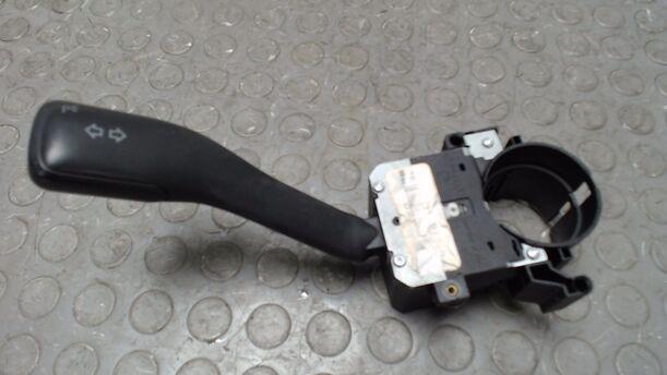 Foto: BLINKSCHALTER / KOMBISCHALTER eines VW Bora 1.9 TDI acenta
