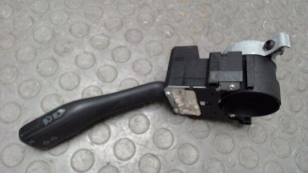Foto: BLINKSCHALTER / KOMBISCHALTER eines VW Bora 1.9 TDI acenta