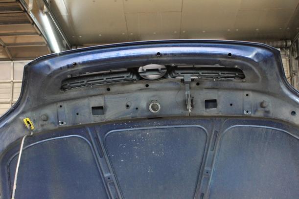 Foto: MOTORHAUBE (OHNE GRILL) eines Opel Zafira 1.8 acenta