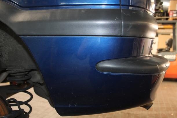Foto: STOSSFÄNGER / STOSSSTANGE HINTEN eines Opel Zafira 1.8 acenta