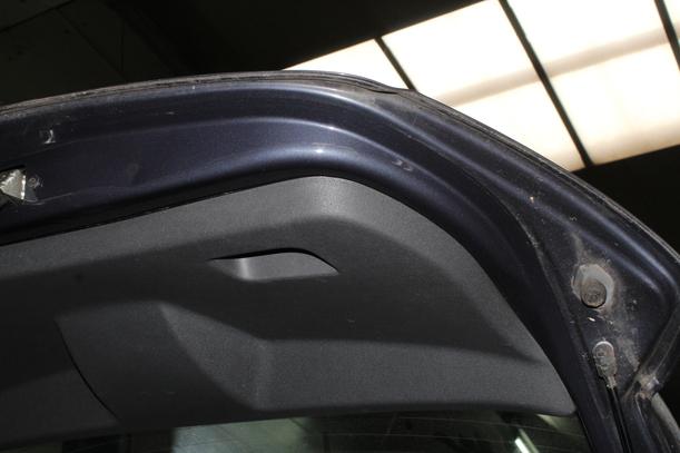 Foto: HECKKLAPPE / HECKDECKEL (2/3-TÜR) eines Opel Corsa 1.2 16V acenta