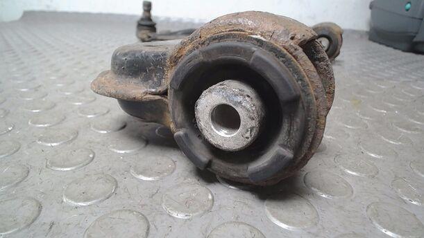 Foto: QUERLENKER VORN LINKS eines Opel Zafira 1.8