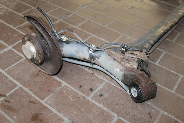 Foto: HINTERACHSE eines VW Polo 1.9 TDI