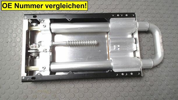 Foto: ÜBERROLLBÜGEL TWINTOP ( OHNE PYROKAPSEL ) eines Opel Astra Twin Top 1.8