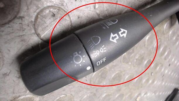 Foto: BLINKERSCHALTER (BIS 95) eines Nissan Micra