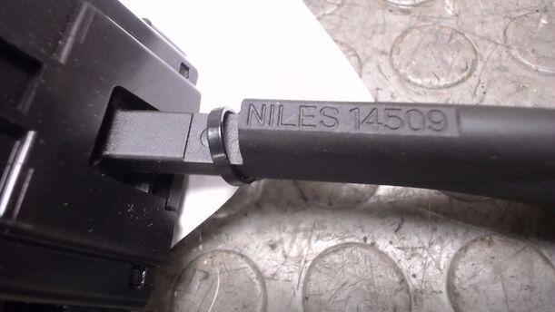 Foto: BLINKERSCHALTER (BIS 95) eines Nissan Micra