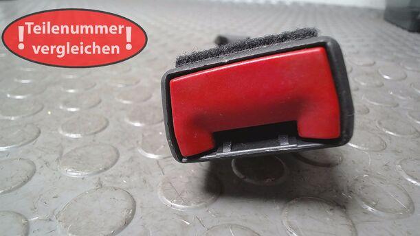 Foto: GURTSCHLOSS HINTEN LINKS ( TWINTOP ) eines Opel Astra Twin Top 1.8
