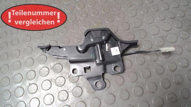 Foto: VERSCHLUSSRIEGEL/ DACHRIEGEL VORN LINKS eines Opel Astra Twin Top 1.8