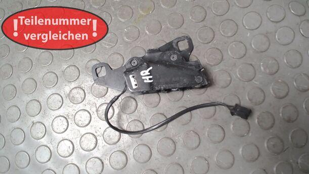 Foto: SCHLOSS KOFFERRAUMDECKEL VORN RECHTS ( TWINTOP ) eines Opel Astra Twin Top 1.8
