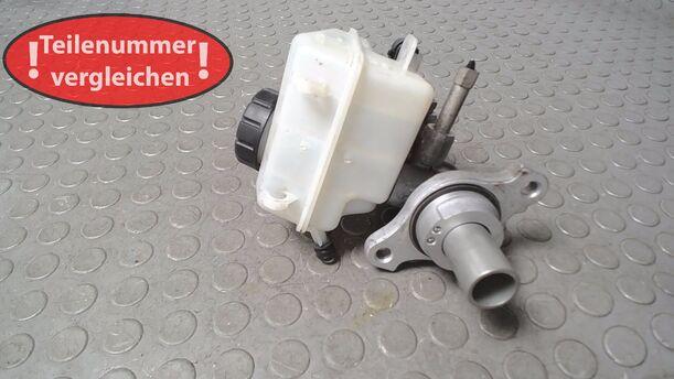Foto: HAUPTBREMSZYLINDER ( ALTUR ) eines Opel Astra Twin Top 1.8