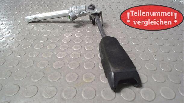 Foto: GURTSTRAFFER AUSSEN LINKS ( NICHT ZUM ANSCHNALLEN ) eines Opel Corsa 1.2 16V