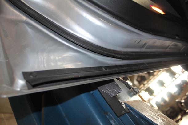 Foto: TÜR VORN LINKS eines Nissan Primera Traveller 1.8