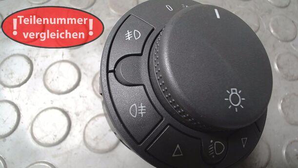 Foto: LICHTSCHALTER( FÜR NEBELSCHEINWERFER ) eines Opel Corsa 1.2 16V